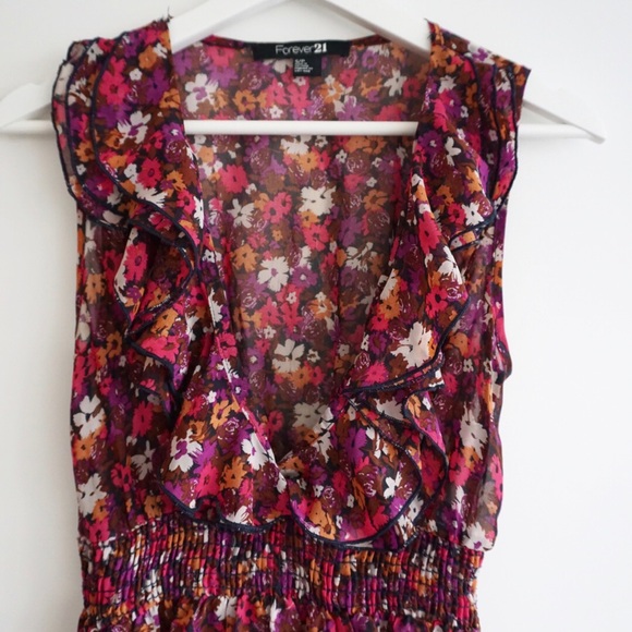 Floral Top - Picture 3 of 3